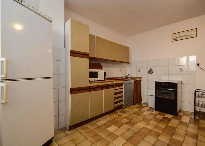 In 17 Apartman Pula